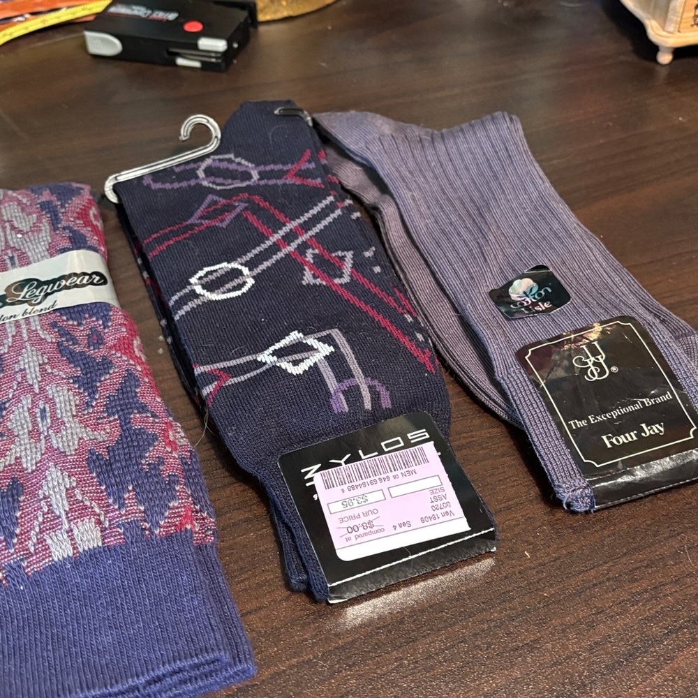 VINTAGE MENS DRESS SOCKS SET OF 5. Four J (2), Zylos, Ditto legwear, and Max Gre - Picture 4 of 6